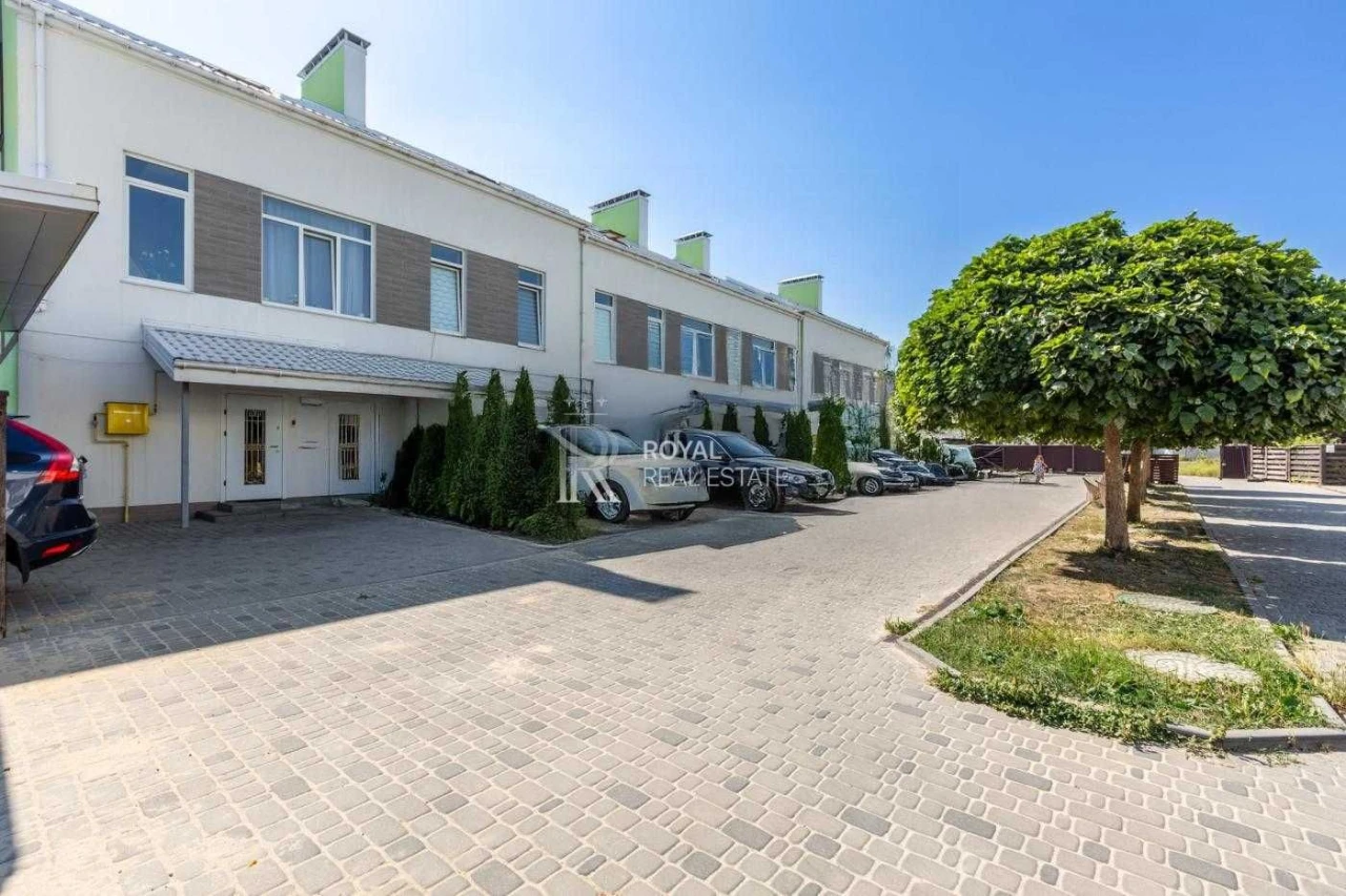 Продаж 3 поверхового 3 кімнатного Таунхаусу 124 м2 з газом 1