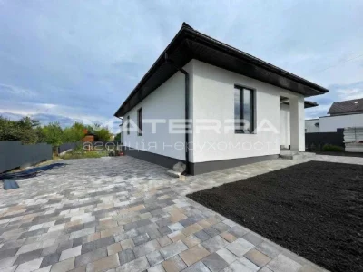 Продаж будинка з РЕМОНТОМ 100м2+40м2(підвал-бомбосхов), тепл