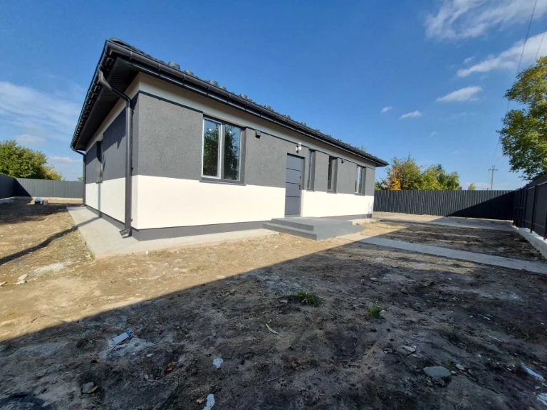 Продам одноповерховий будинок 110м2 на ділянці 8 соток, Тара
