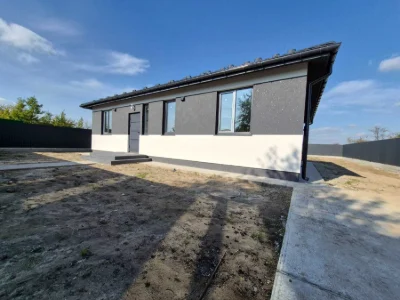 Продам одноповерховий будинок 110м2 на ділянці 8 соток, Тара