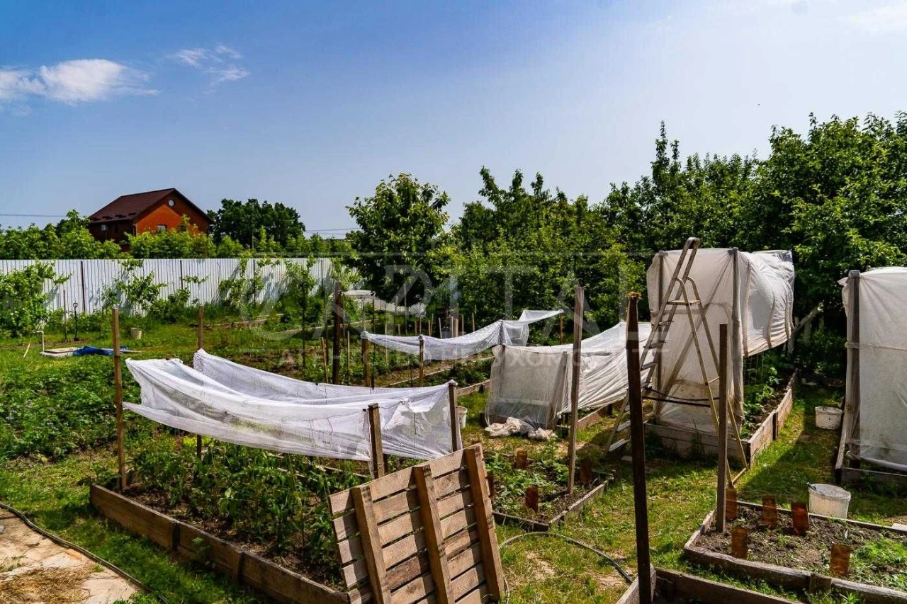 Продаж будинок с. Нове Боярка 13 соток гараж 264 м2