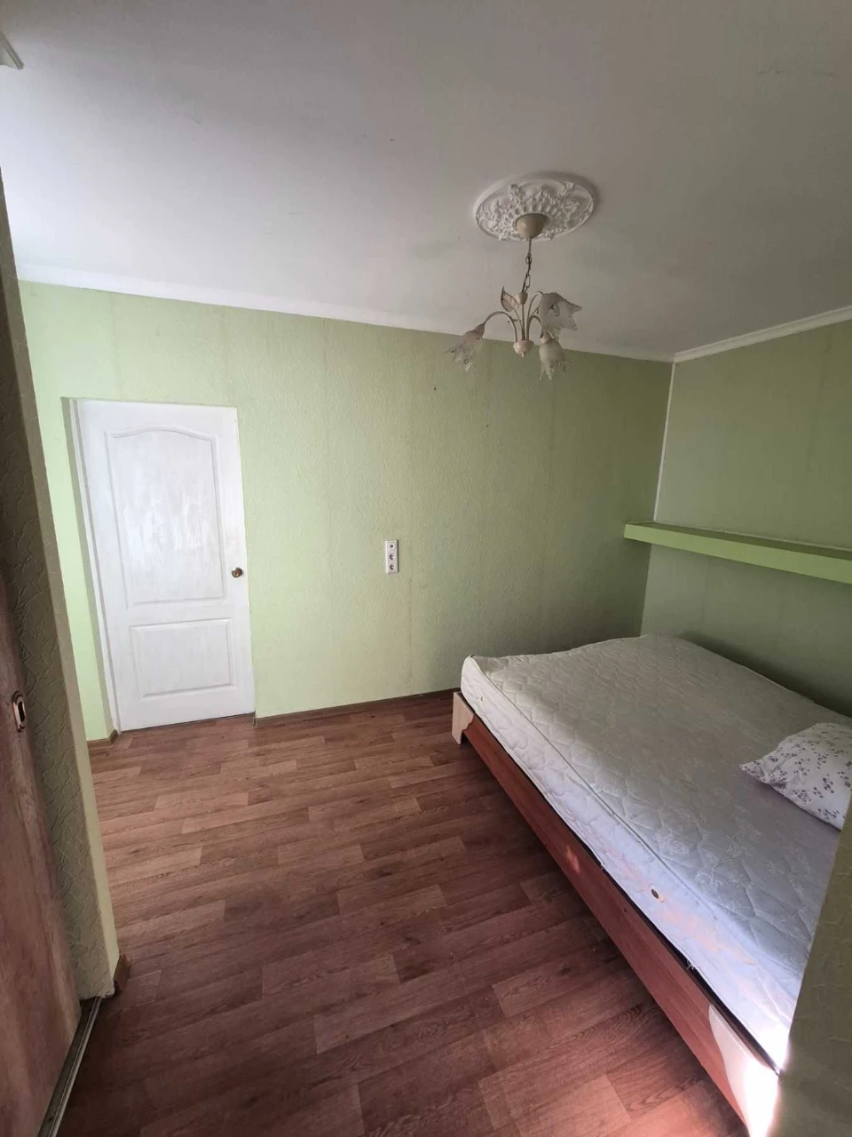 Продам пів будинку 65м2 в центрі Нової Боярки на ділянці 3 с