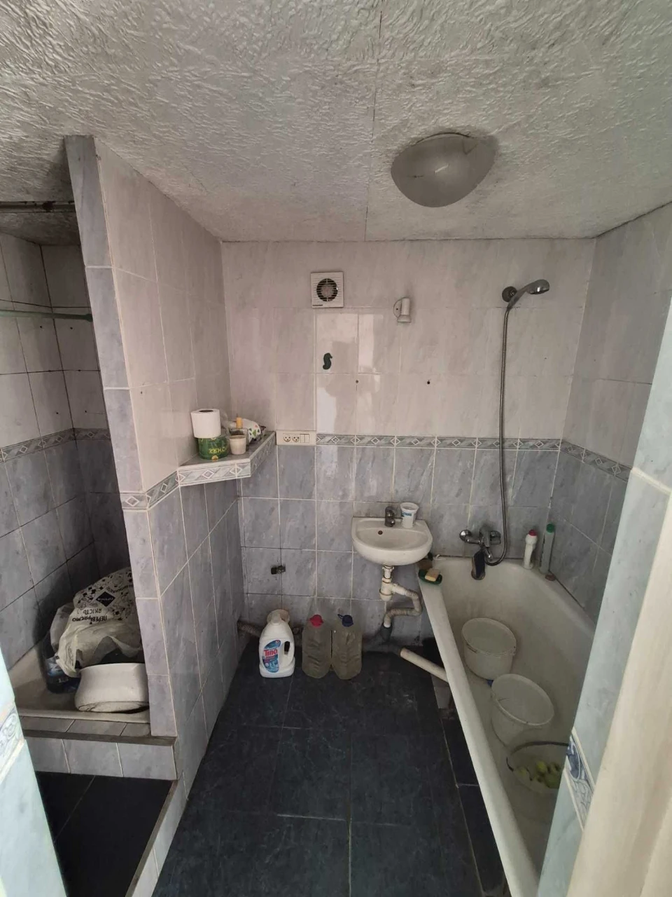 Продам пів будинку 65м2 в центрі Нової Боярки на ділянці 3 с