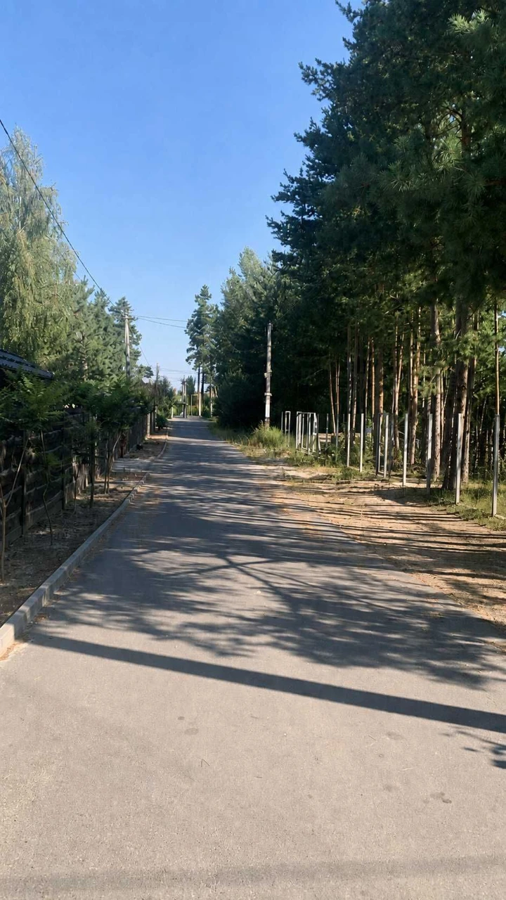 Сучасний будинок 172 м² серед сосен •  10 км Київ • метро Те