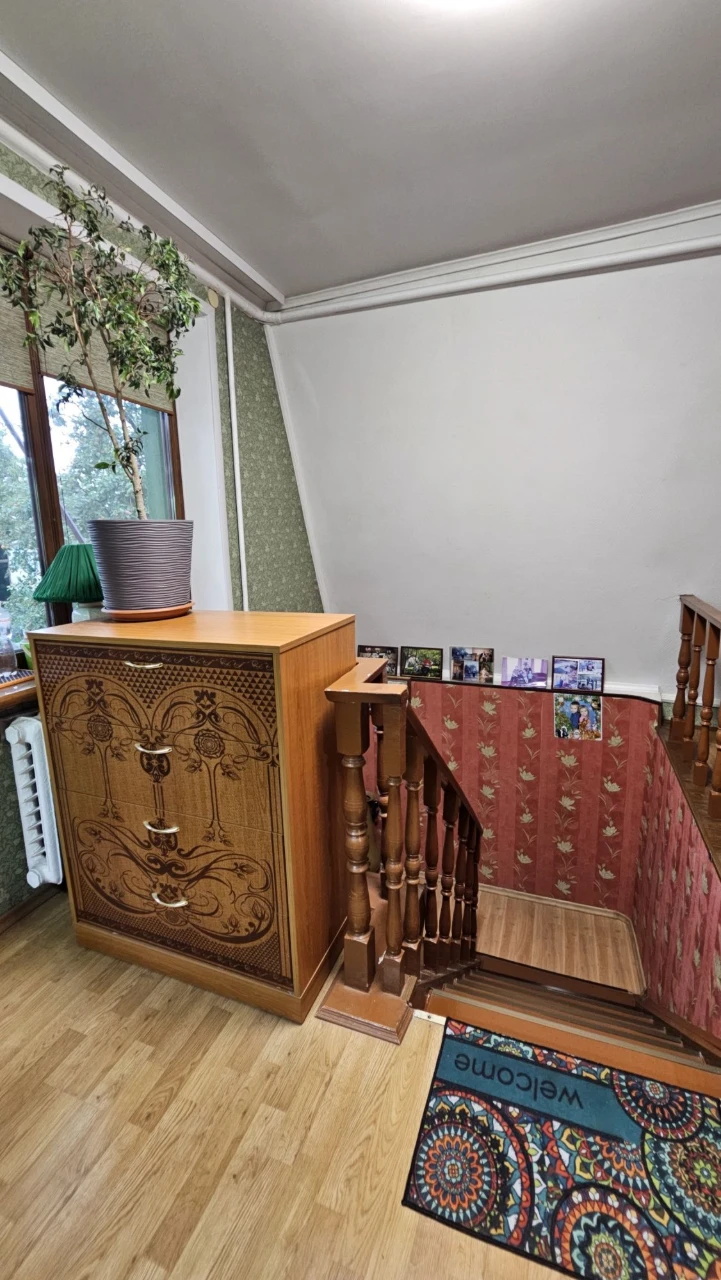 Продам 1/2 будинку Боярка