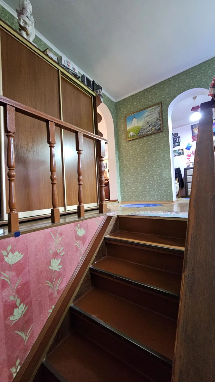Продам 1/2 будинку Боярка