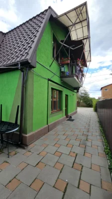 Продам 1/2 будинку Боярка