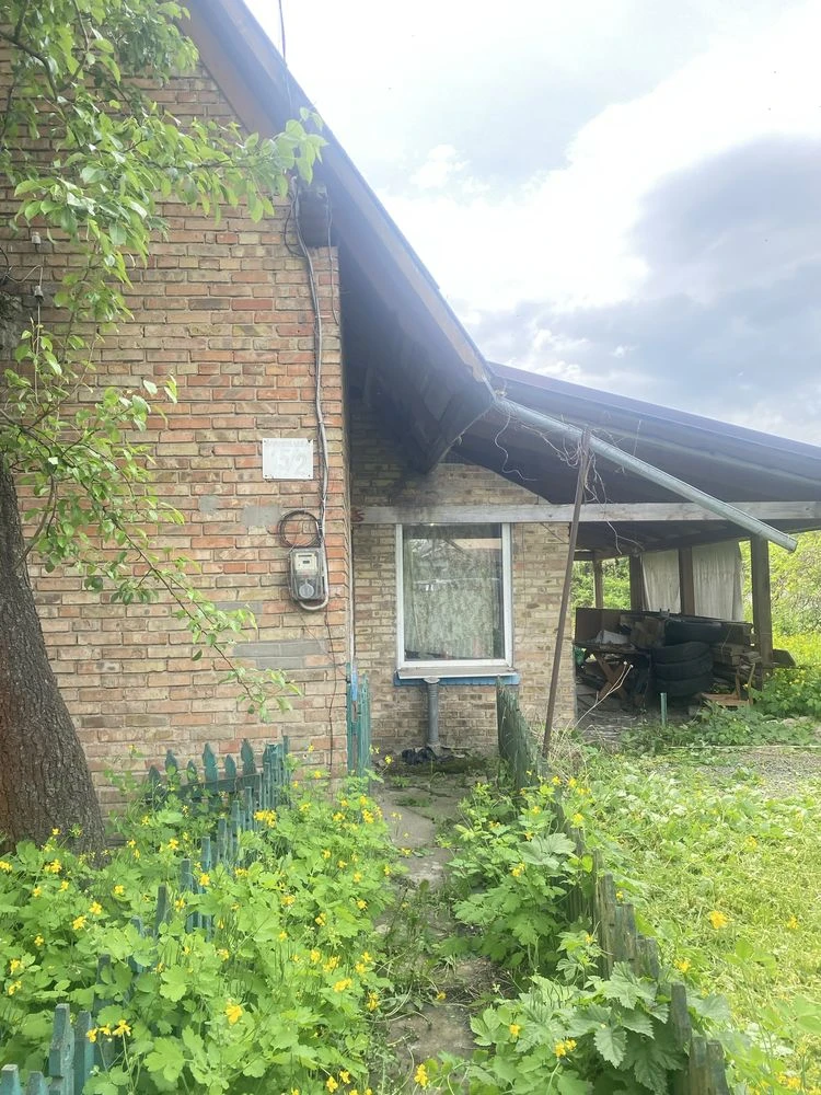 Продаж пів будинку/ трехкімнатна кварт.район ж/д Тарасівка.