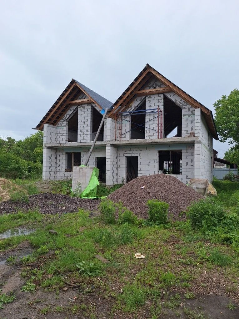 Боярка. Продам  дуплекс на 27 лінії