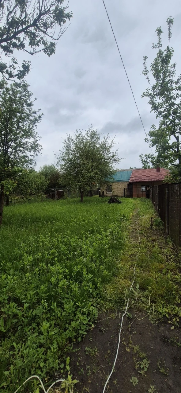 Продаж 1/2 будинку з окремою земельною ділянкою в  новій Боя