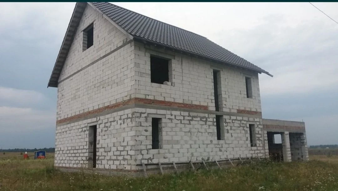 Продаж будинку 200м2 та 12 соток землі