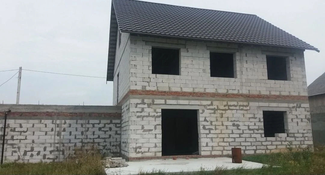 Продаж будинку 200м2 та 12 соток землі