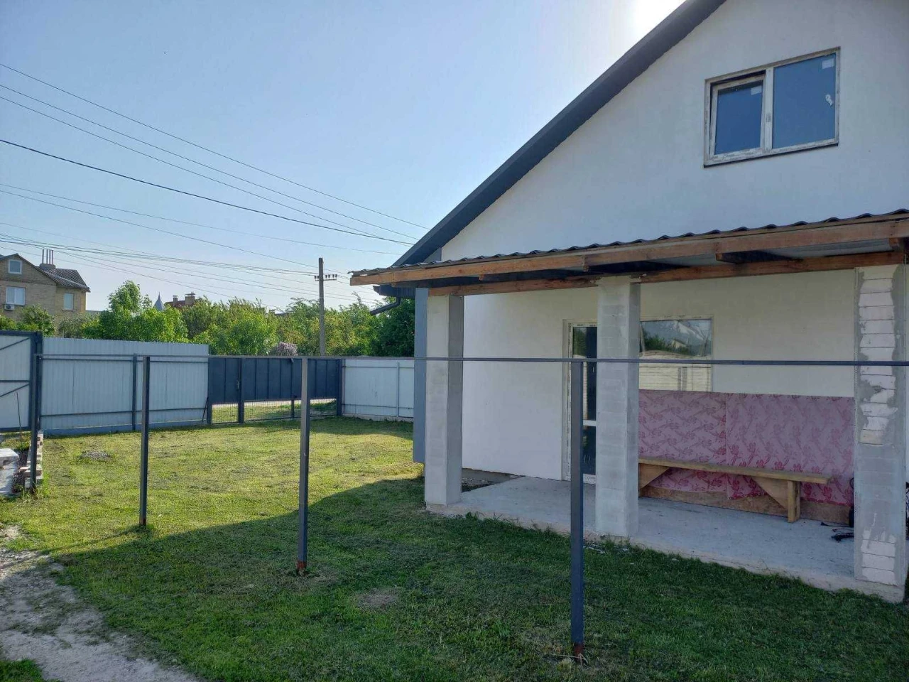 Є можливість. «єОселя» . Продам будинок (дуплекс, таунхаус)