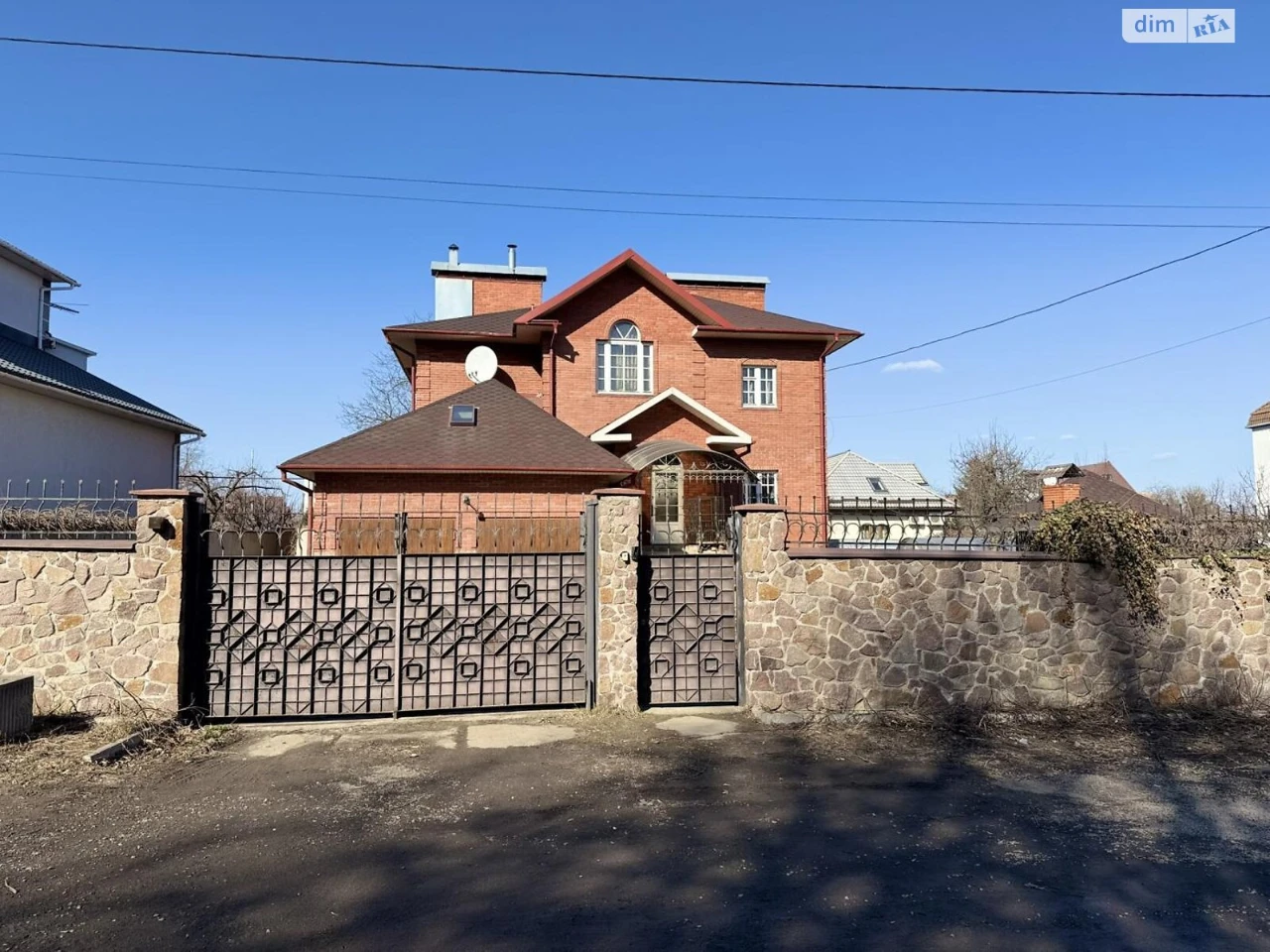 Продаж Дім