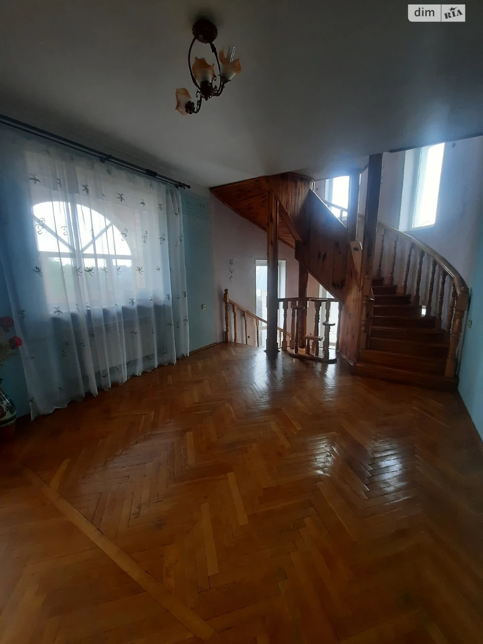 Продаж Дім
