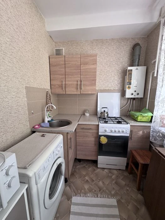 Продается 2- х комнатная квартира Правый берег