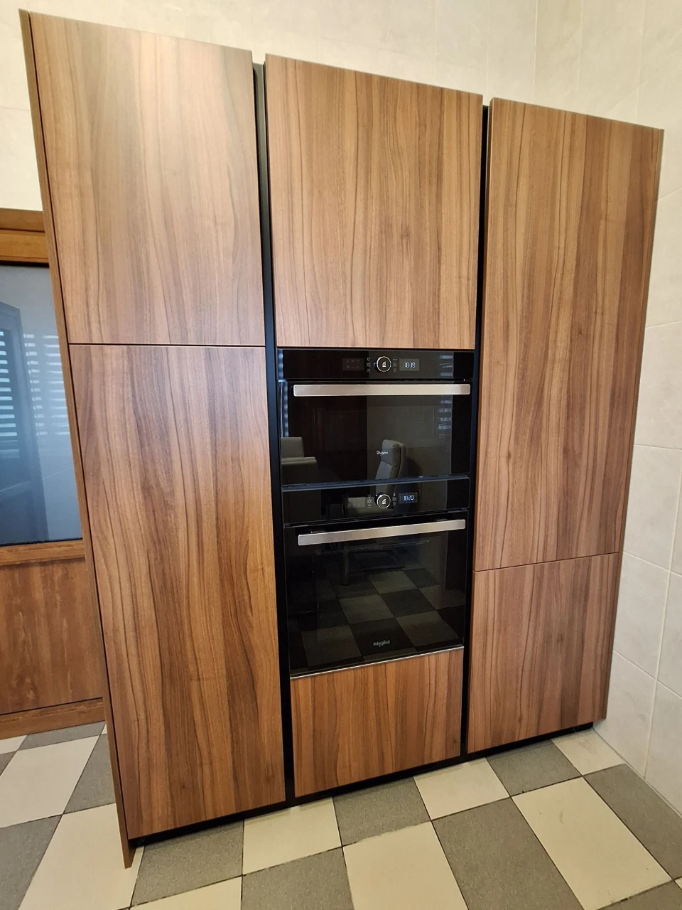 Продам 3 будинки на ділянці  10 соток