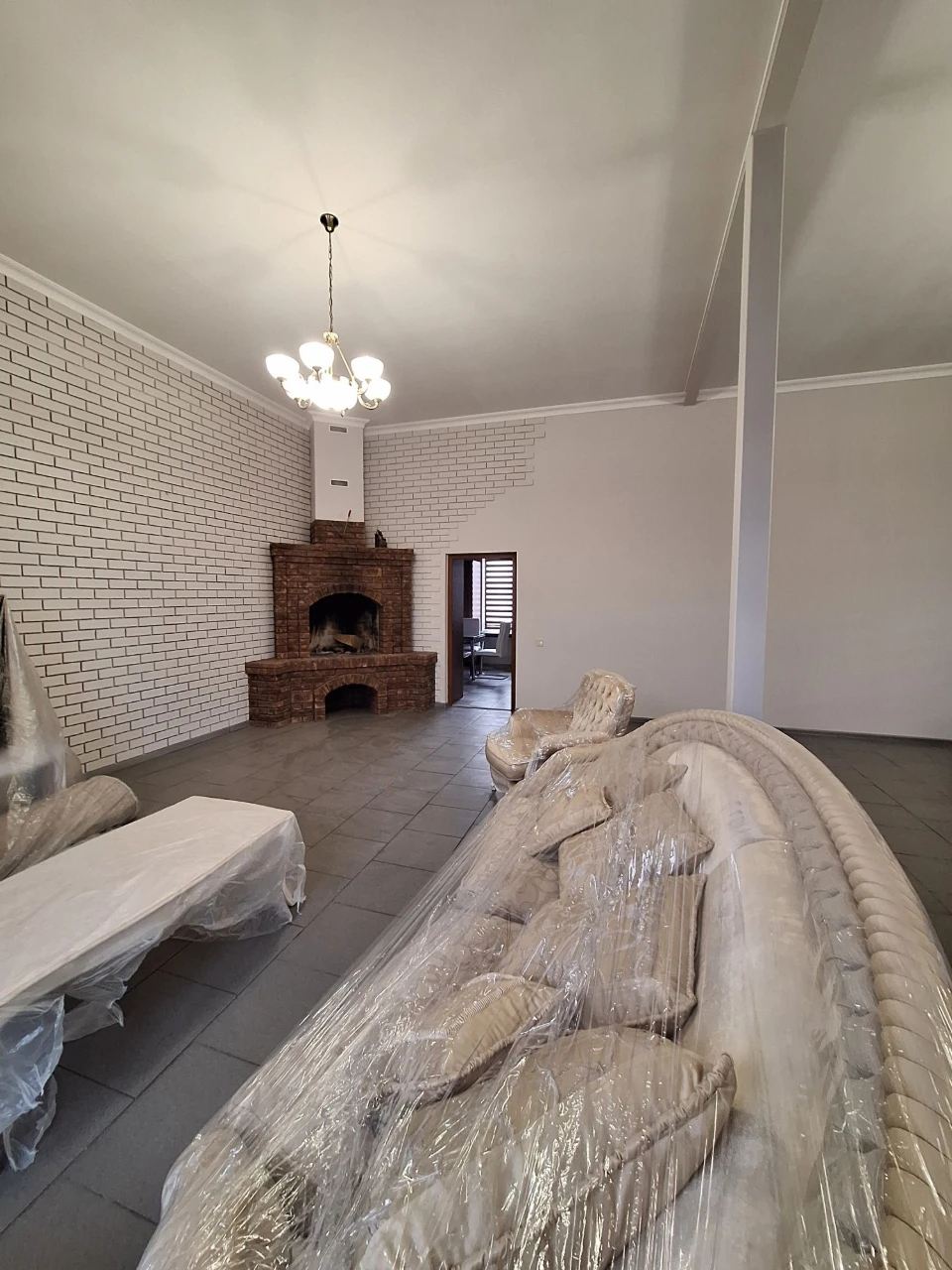 Продам 3 будинки на ділянці  10 соток