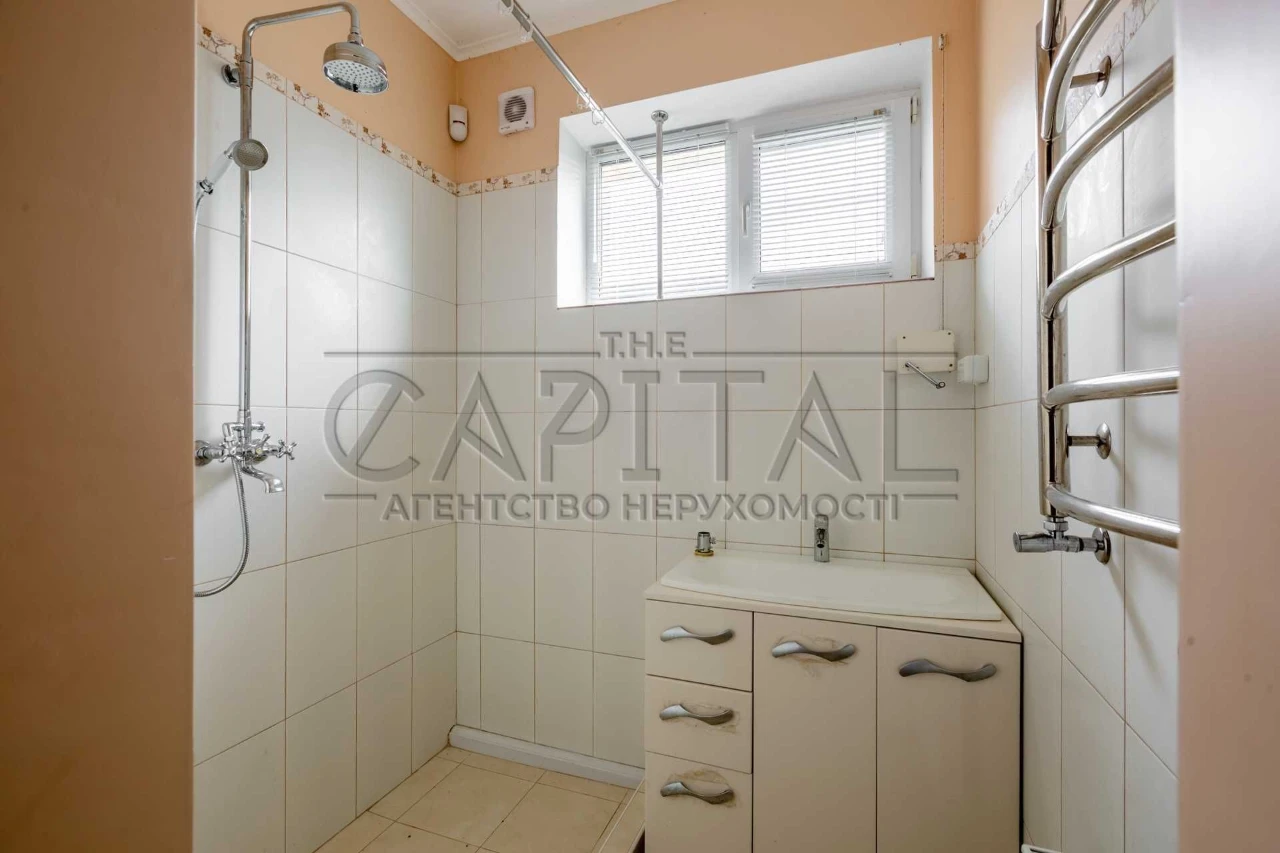 Продаж дачного будинку 220м2 з ремонтом, Українка, Обухівськ