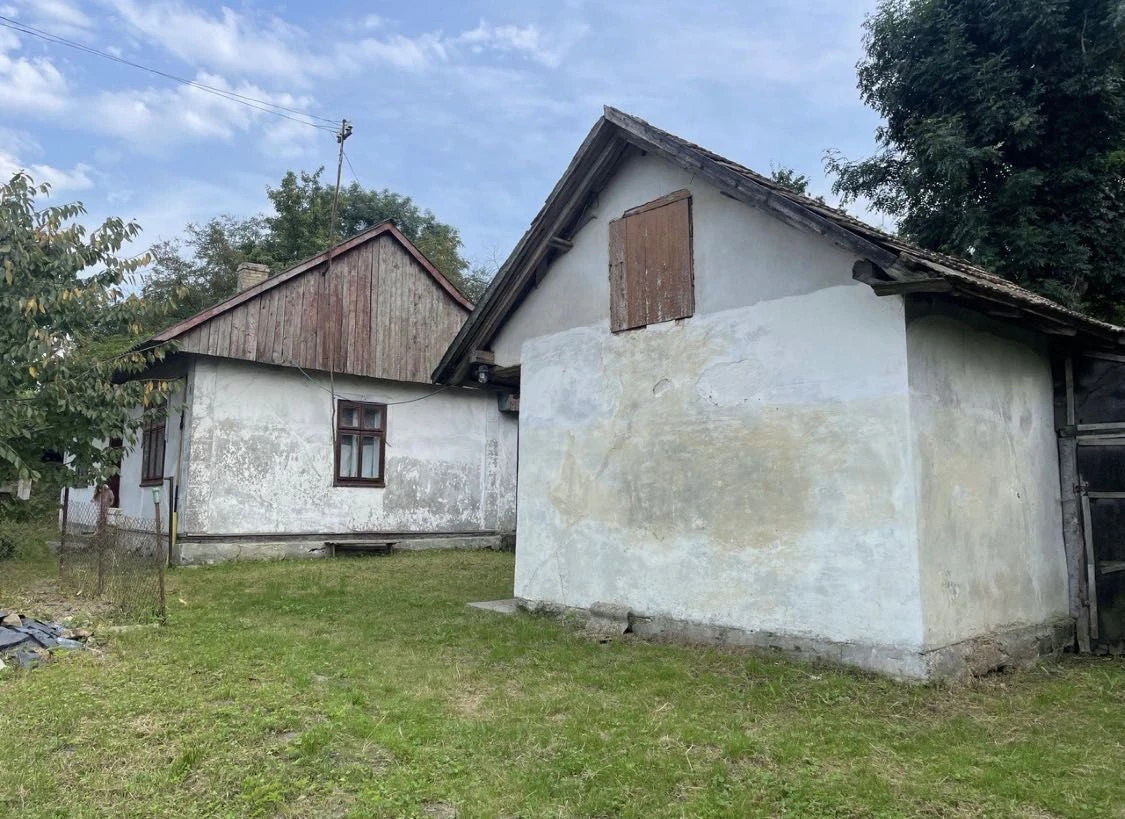 Продам будинок гарне місце розташування