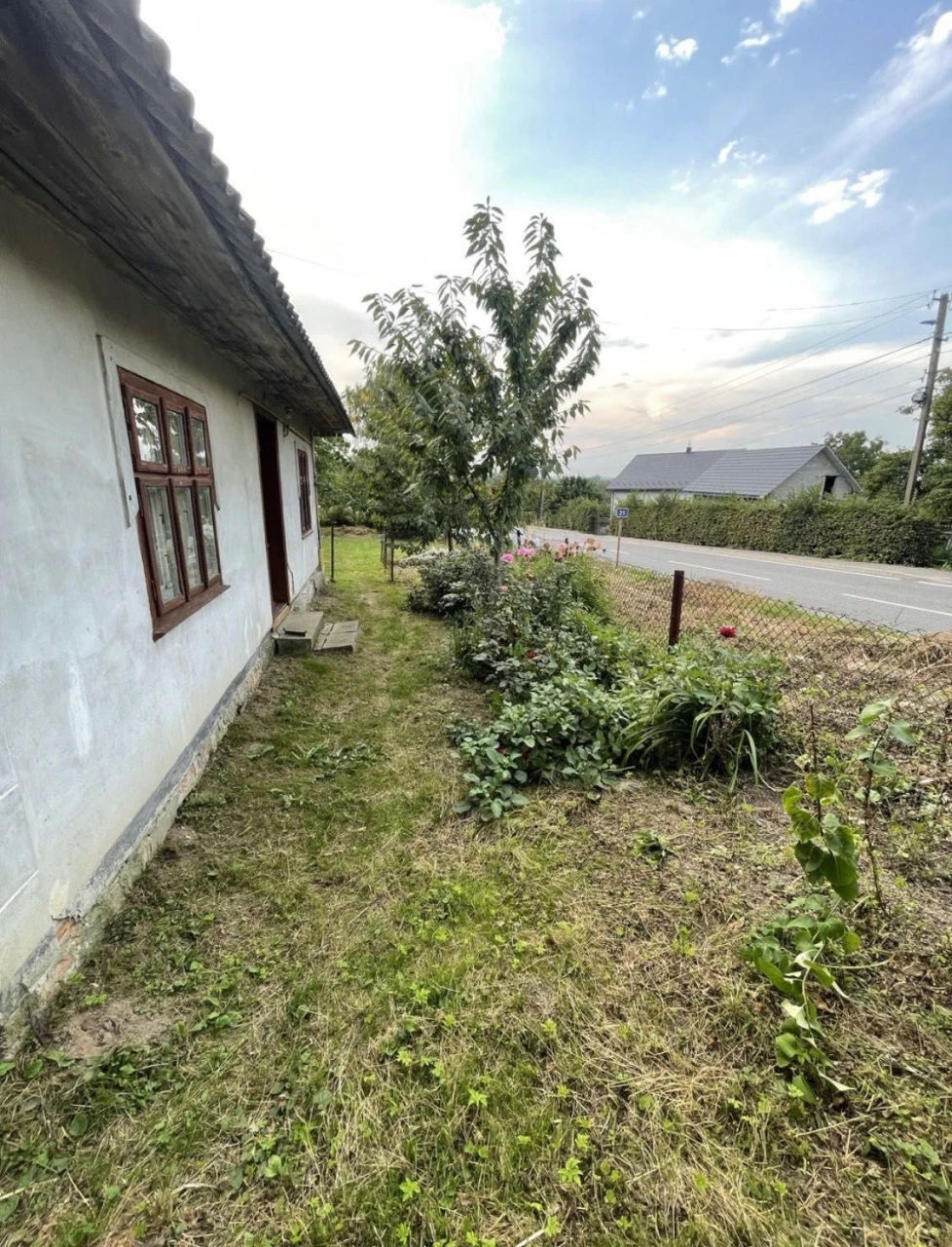 Продам будинок гарне місце розташування