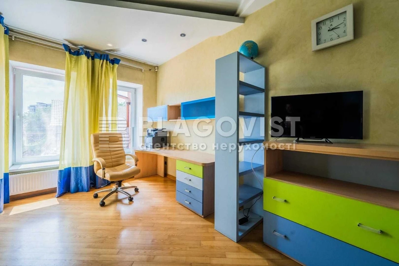 Продаж будинку в м. Боярка вул. Незалежності 77, центр міста
