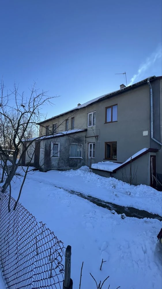 Продаж дворівневої квартири у м. Комарно
