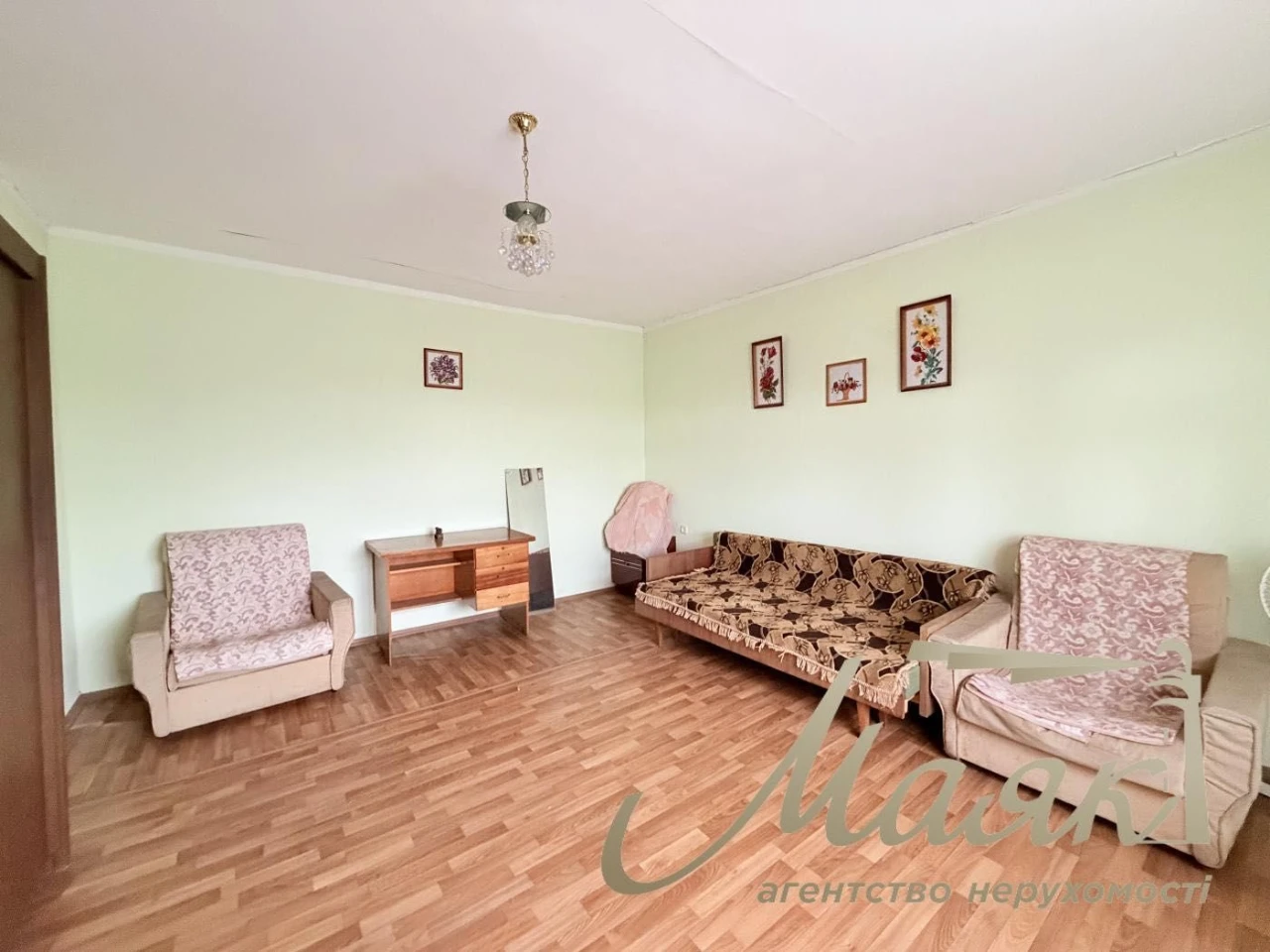 Продам 2-поверховий будинок/дачу площею 82,5 м² у мальовничо