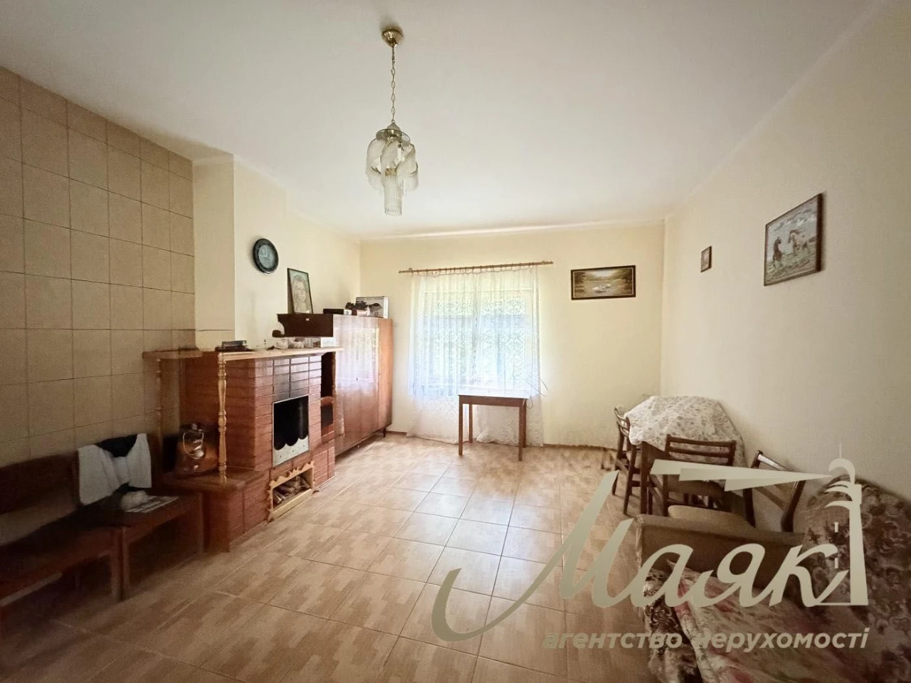 Продам 2-поверховий будинок/дачу площею 82,5 м² у мальовничо