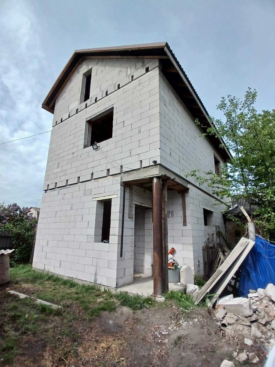 Продаж частини будинку 120м.кв. з комунікаціями вул. Київськ