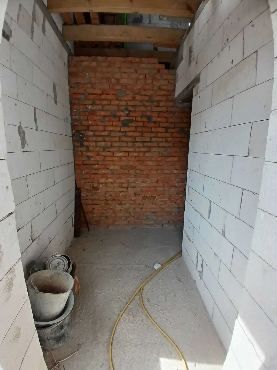 Продаж частини будинку 120м.кв. з комунікаціями вул. Київськ