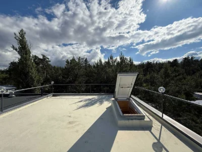 Продаж нового будинку в місті Українка, поруч із водоймою! ,