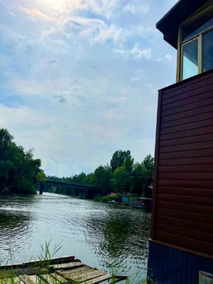 Будинок Українка, вихід на воду, човнова станція, Плюти, Коз