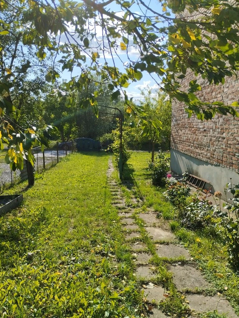 ТЕРМІНОВО.Продаж  житлового будинку з літньою кухнею