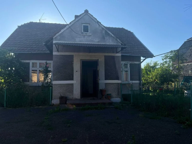 Житловий будинок