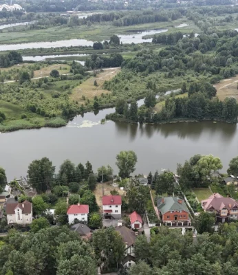 Продаж будинку Конча-Заспа біля води,вул. Старокиївська