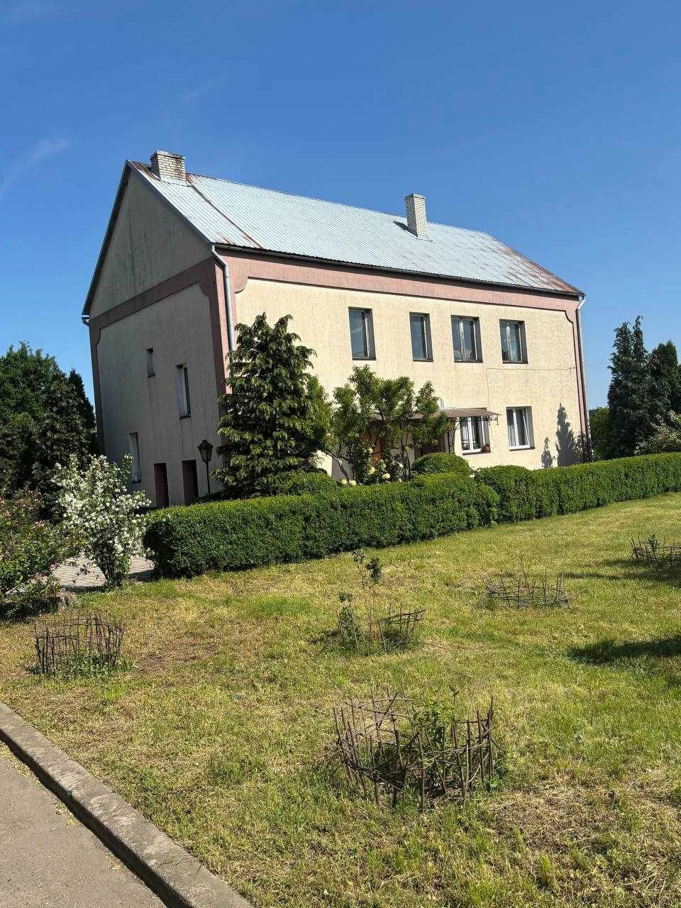 Продаж 2 поверху будинку Рава-Руська + 7 сот.землі