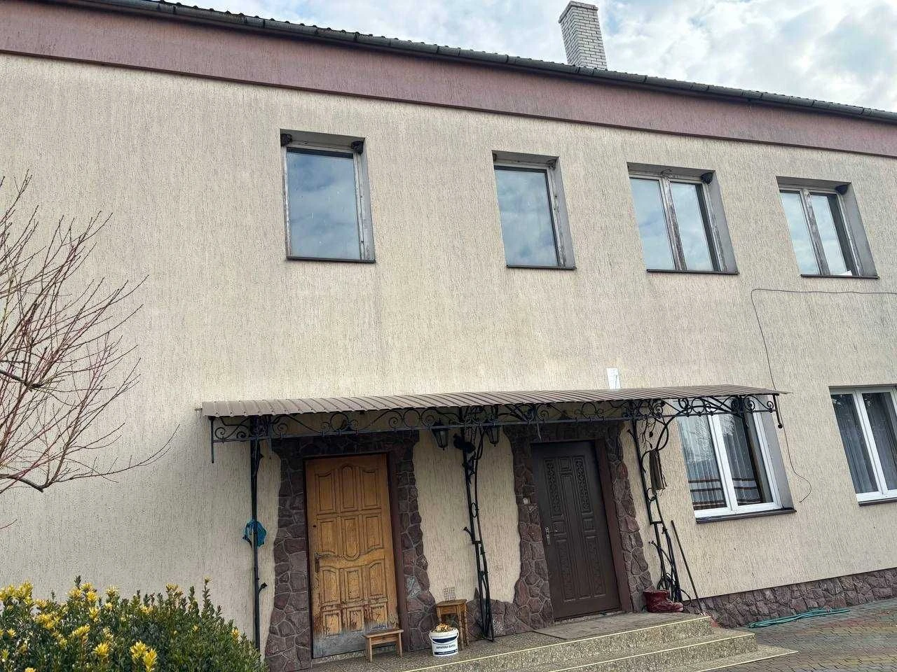 Продаж 2 поверху будинку Рава-Руська + 7 сот.землі