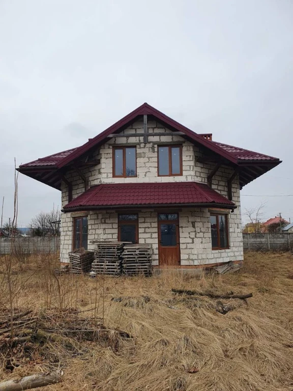 Продаж будинку з землею Рава-Руська
