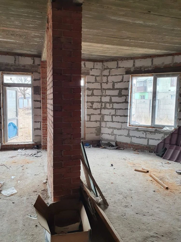 Продаж будинку з землею Рава-Руська