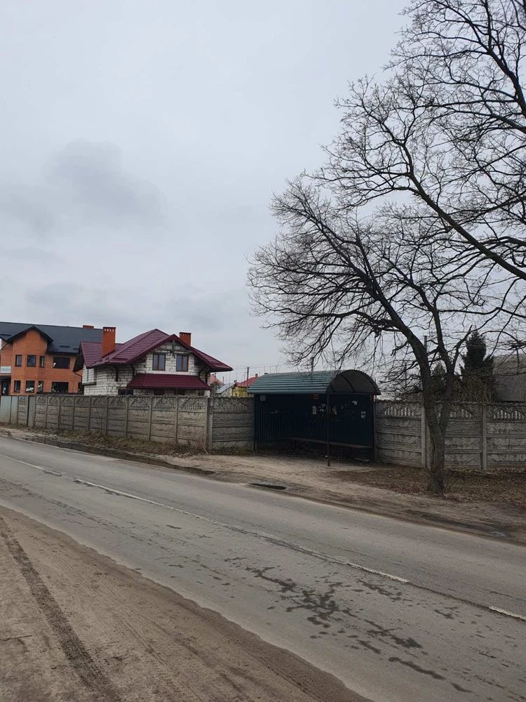 Продаж будинку з землею Рава-Руська