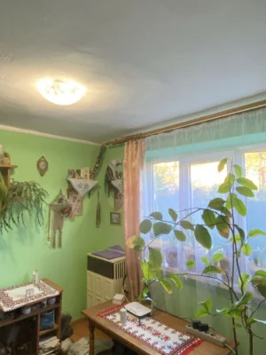 Продається будинок за 30 км від Львова.