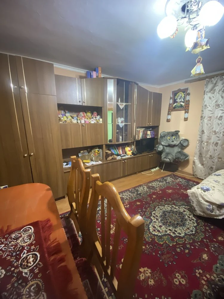 Продається будинок за 30 км від Львова.