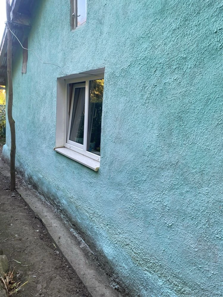 Продається будинок за 30 км від Львова.