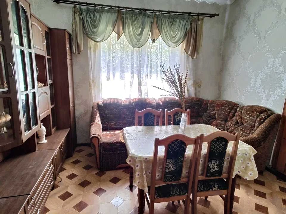 Будинок. Рудки, Залізнична