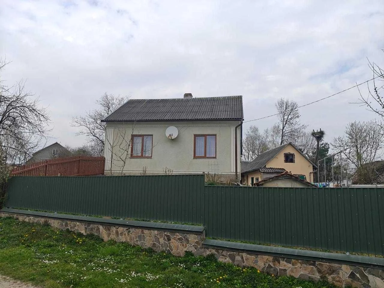 Продаж чудового будинка в місті Рудки
