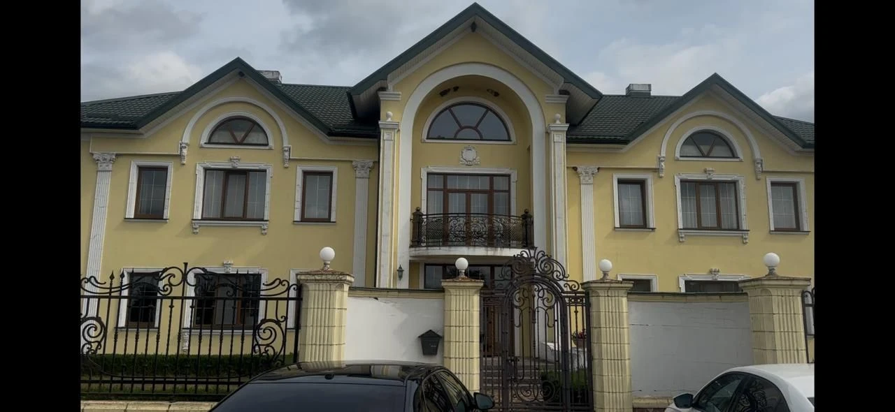 БЕЗ КОМІСІЇ. !! Термінова продажа .Будинок,Ранчо,Дача,Маєток
