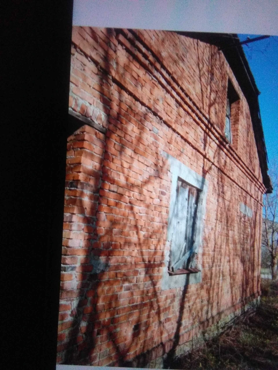Незавершена будова в селі Велике Львівська обл.