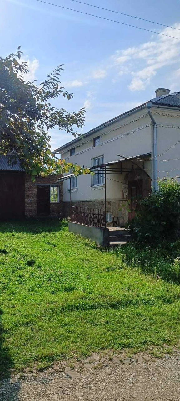Продається приватний будинок  за програмою є Оселя
