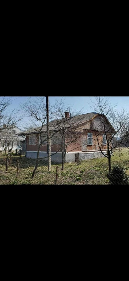Затишний Будинок у Добромилі (Вул. Мазепи, 4)